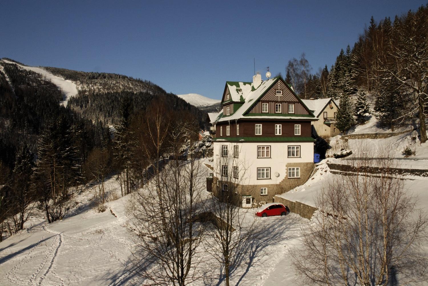 Astoria Inn Špindlerŭv Mlýn المظهر الخارجي الصورة